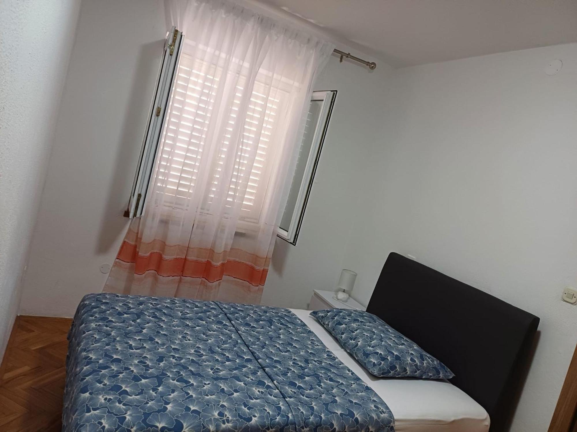 Apartment Neva Split With Free Private Parking Space Exterior photo